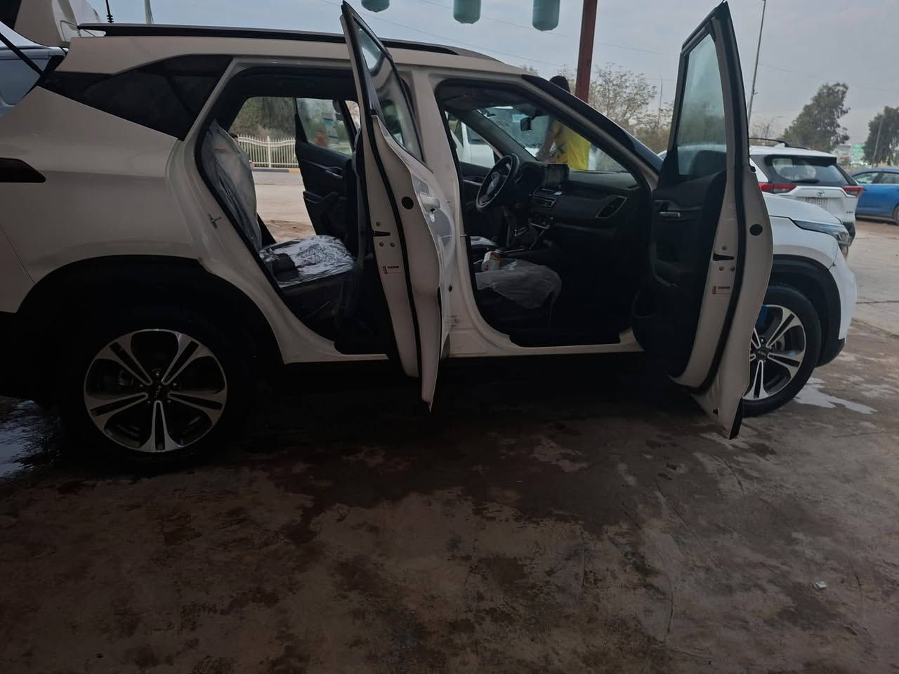 سيارة كيا سيلتوز 
2023 وارد امريكي 

رقم بغداد 

ماشية 55 كم 

السيارة قطعة وحدة مثل ما موضح بالسونار ماخذ السونار جديد 
شرط تاخذ السيارة لأي ابو سونار تفحص و تاخذ بالي يعجبك 

سعر 150 ورقة 

مكاني ديالى بعقوبة 
رقم الواتس و الاتصال : ***********

ملاحظة ) ما اراوس
