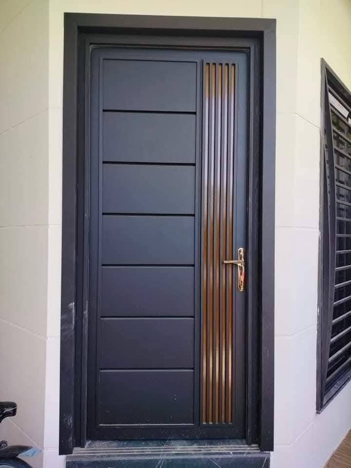 عرض خاص سعر الباب 210 فصالات حديد الثقيل مع التركيب والنقل *********** وتساب
