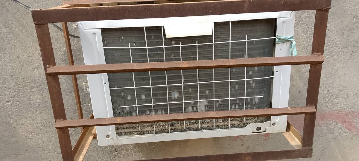 سلام عليكم مكيف سعودي طنين لبيع مامفتوح برقي شقال شرط عدي الكهرباء ماشقله ضعيفه مكان نا صريه سيدخيل ***********تصال وتساب هم شقال
