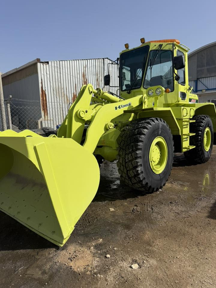 شفل ٧٠ وارد يابان دخول جديد موديل ٢٠٠٢ اصل نضيف جدا جدا 
عنوان نجف معارض القديمه 
للستفسار ***********
