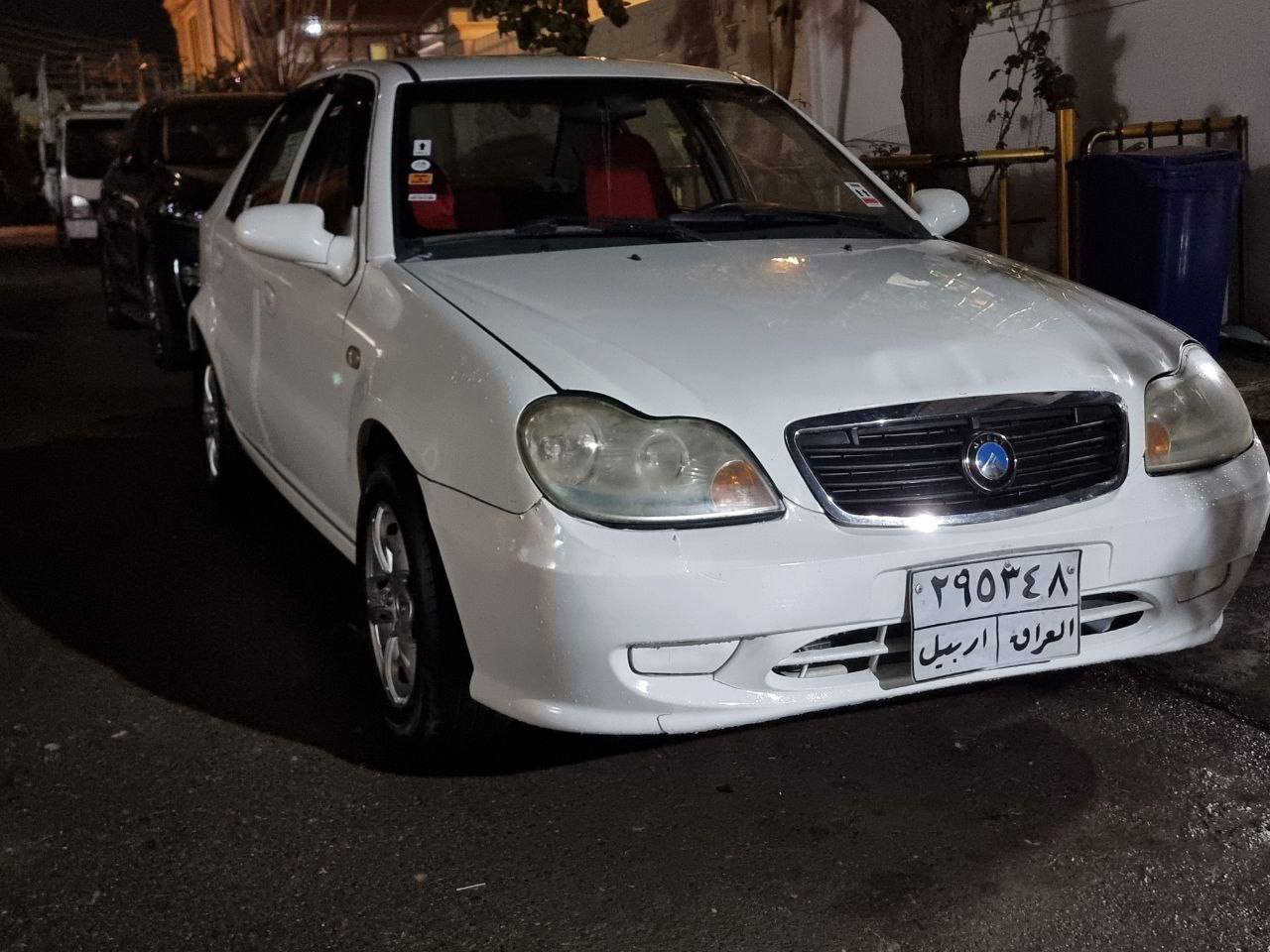 جیلی ck 2013 سەیارەیەکی جوان و بێ کێشەیە گێڕ و مەکینەی بە شەرت تەبرید سارد و گەرم ئیش ئەکات بێ بۆیغە سەیارەکە بە ٤٤ و مەعامەلەیە 
ژ.م / ***********
ژ.م / *********** شمشمل, السليمانية
