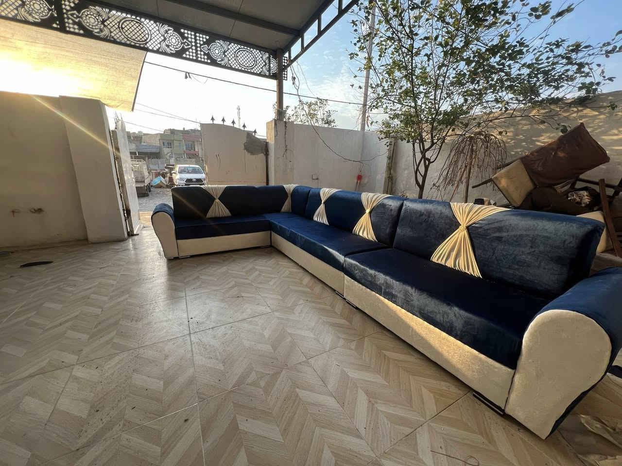 ديوان8 نفر نضيف جدا السعر150 مكان اربيل توصيل متوفر موصل20
***********واتس اب
