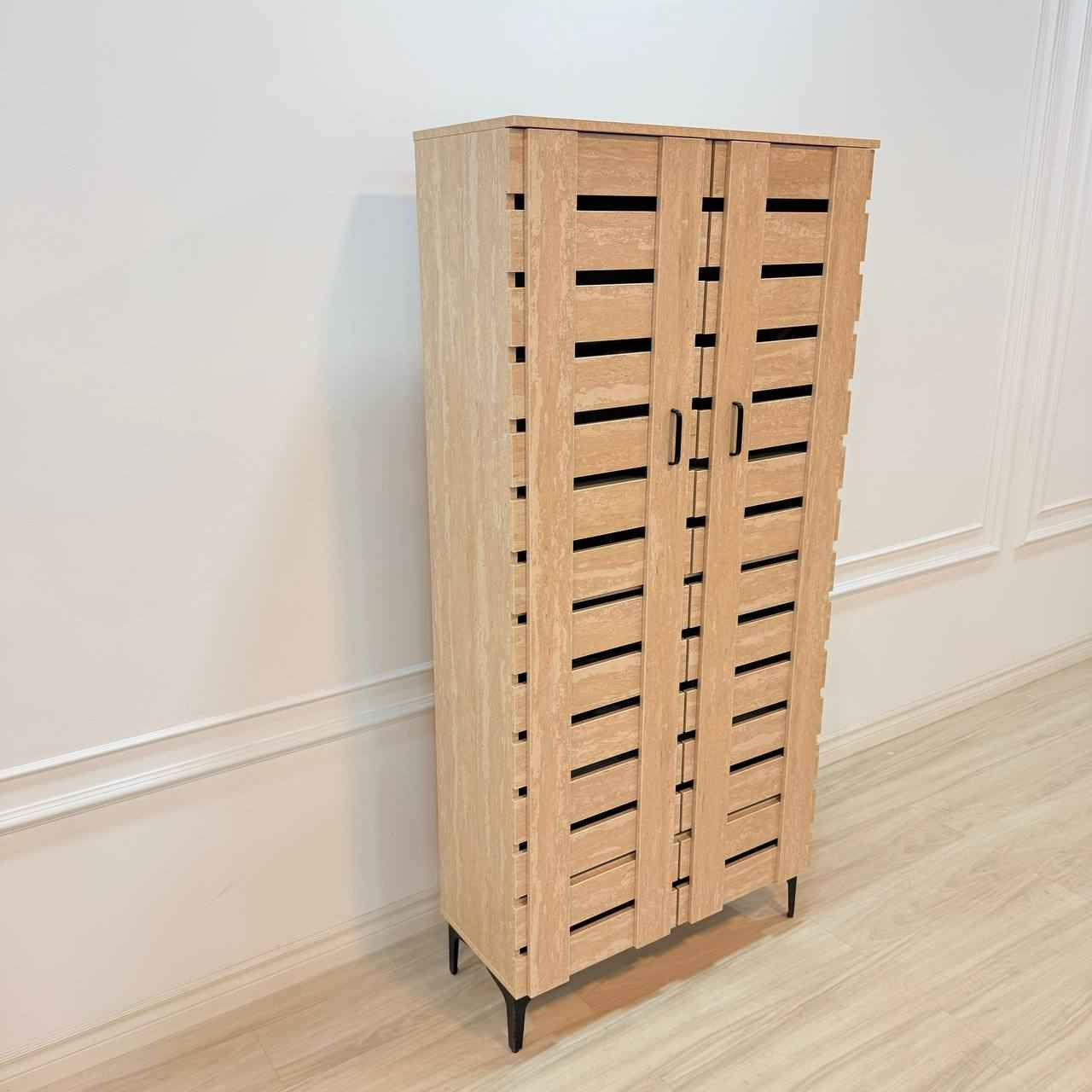 خزانه 2 باب 
ارتفاع 175 سم 
عرض 80 سم 
عمق 32 سم بغداد, العراق


**إذا كنت صاحب هذا الإعلان وتريد حذفه لأي سبب، رجاءا أرسل رسالة إلى الدعم الفني**