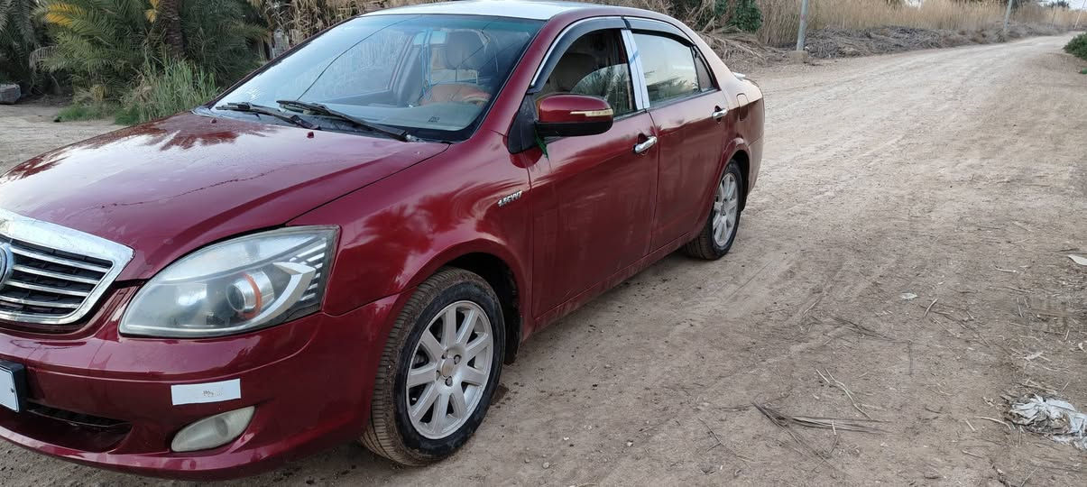 السلام عليكم جيلي 2012 للبيع جاهزه ماناقصهه شي رقم واسط  انكليزي سنويه لل 27 يمته ماتريد اداورلك بسمي كهربائيات كله شغاله شاشه تراي وي ماتريد مكاني واسط السعر 47 وبيها مجال الاستفسار ***********
