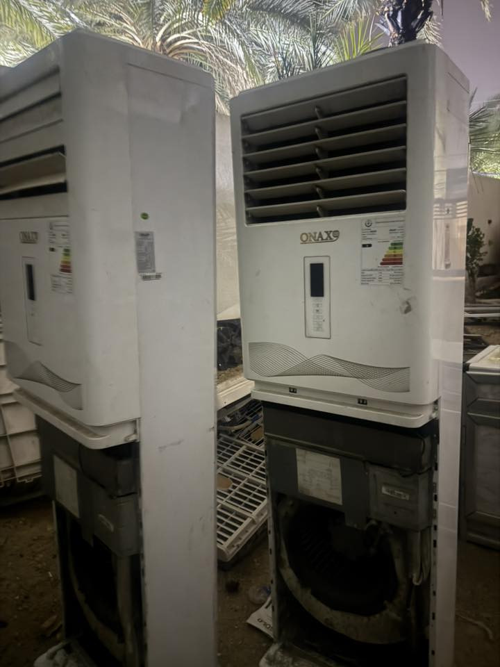 سبالت كنتوري 3 طن الواحد مستخدمات موسم واحد ماخذ الواحد بمليون و600 اريدهن ثنينهن بمليون ونص قفل بيهن غازهن كامل جيب وشد للاستفسار الاتصال ومتواجد واتساب ايضا 
‭0773 493 1667‬
