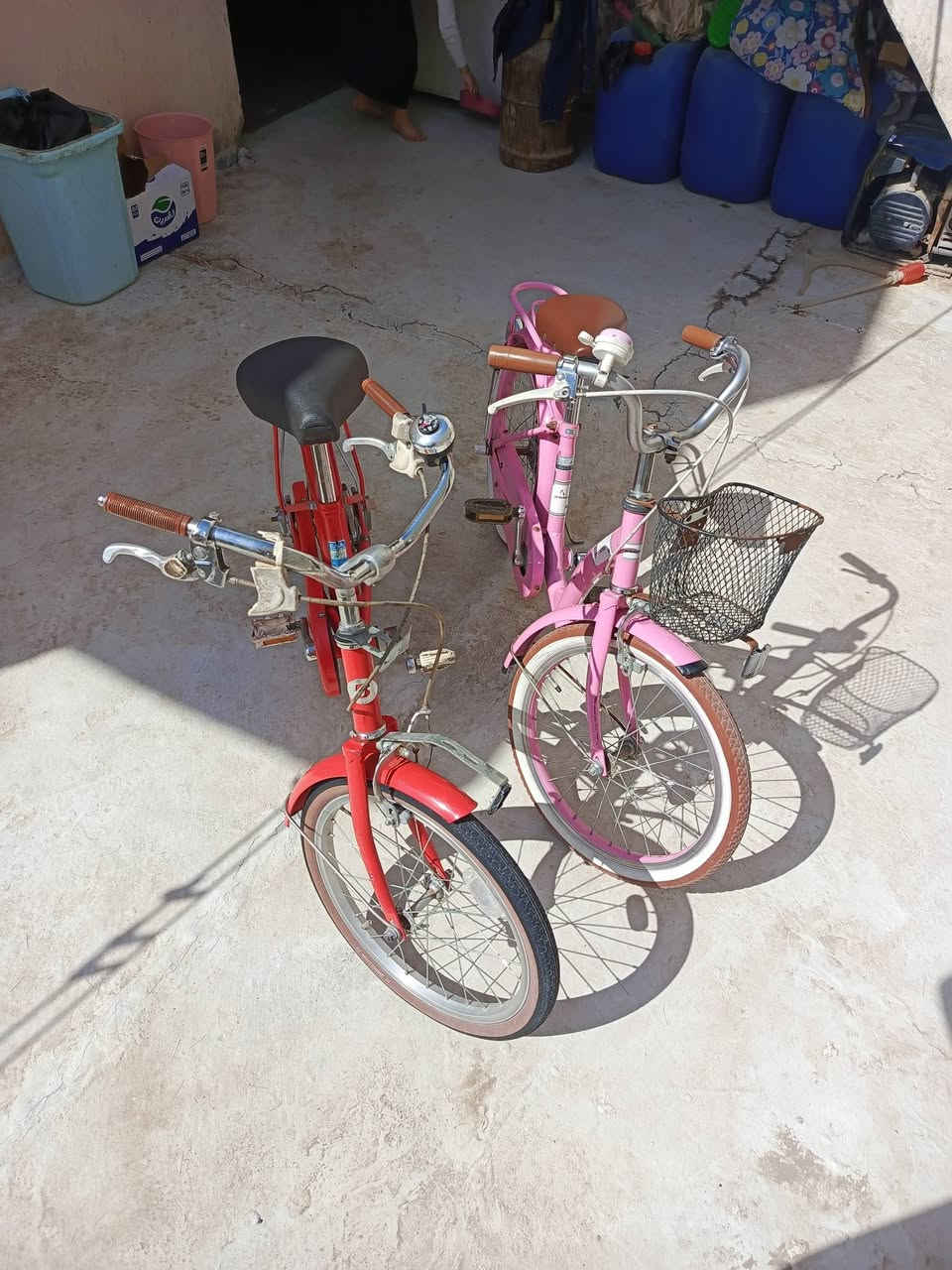 بايسكلات يابانيه انظاف للبيع حجم ٢٠  سعر الواحد ٧٥ الف ***********
