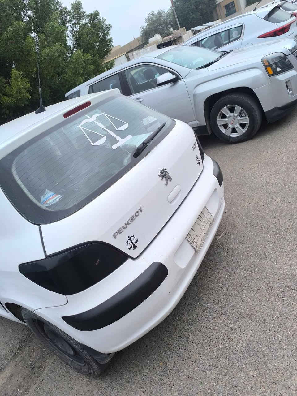 صدر امامي خلفي جديد
تخم تاير جديد

نوزلات جدد

بلكات جدد

فلاتر تبريد - شوته - بانزين جدد

فيتبم جديد

تبريد ثلج 

شاشة ابل كار بلي 
كهربائيات وضع الشركة بلادية

مبدل بيهه باب خلف السايق وبنيد وثنينهن مصبوغات مع العلم الباب جانت مدحوجه والبنيد شي سطحي وانشك بدون اي اضرار والصور قبل التبديل موجوده 

رايدهه ب٥٨ ورقه مكاني بغداد الدورة 

رقمهة مثنى بإسمي سنويتهه لل٢٧ 

للاستفسار ***********
