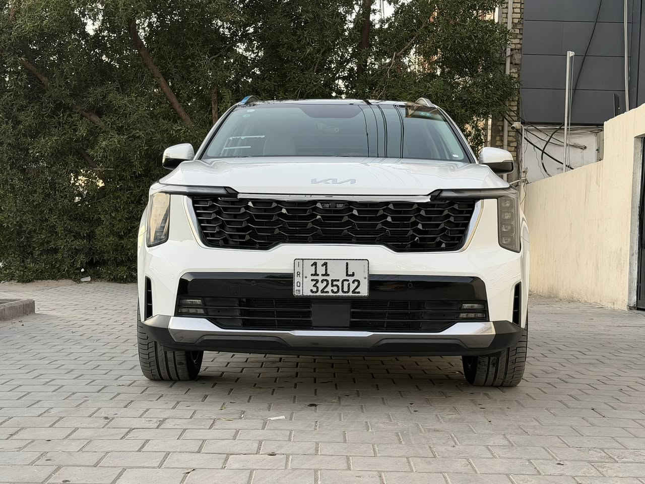 السلام عليكم
كيا سورنتو موديل 2025ضمان الشركة الدولية دبل كامرة 
وارد خليجي ضمان شركةالدولية مكفولة كفالة عامة من الشخط مكفولة 
ماشية 15الف كم فقط 
الموصفات
بنوراما طكتين 
دبل كامرة خلفية 
داتشو 
ويل حجم 20
6سلندر 
كشنات كهرباء
لايت لد
گير ماوس
7 راكب 
3 قطع تبريد
جنطه كهرباء شفط
تشغيل على بعد
بردات خلفيه
شاحن لا سلكي 
تحكمات ستيرن 
شفتات ستيرن 
مود درايڤ
سايد بريك دگمه
حساسات امامي خلفي
كامره خلفيه دواره
مكاني بغداد حي اور ترهم مراوس بيع مستعجل 

‏✅ ‭0775 551 4435‬
‏✅ ‭0775 551 4435‬
