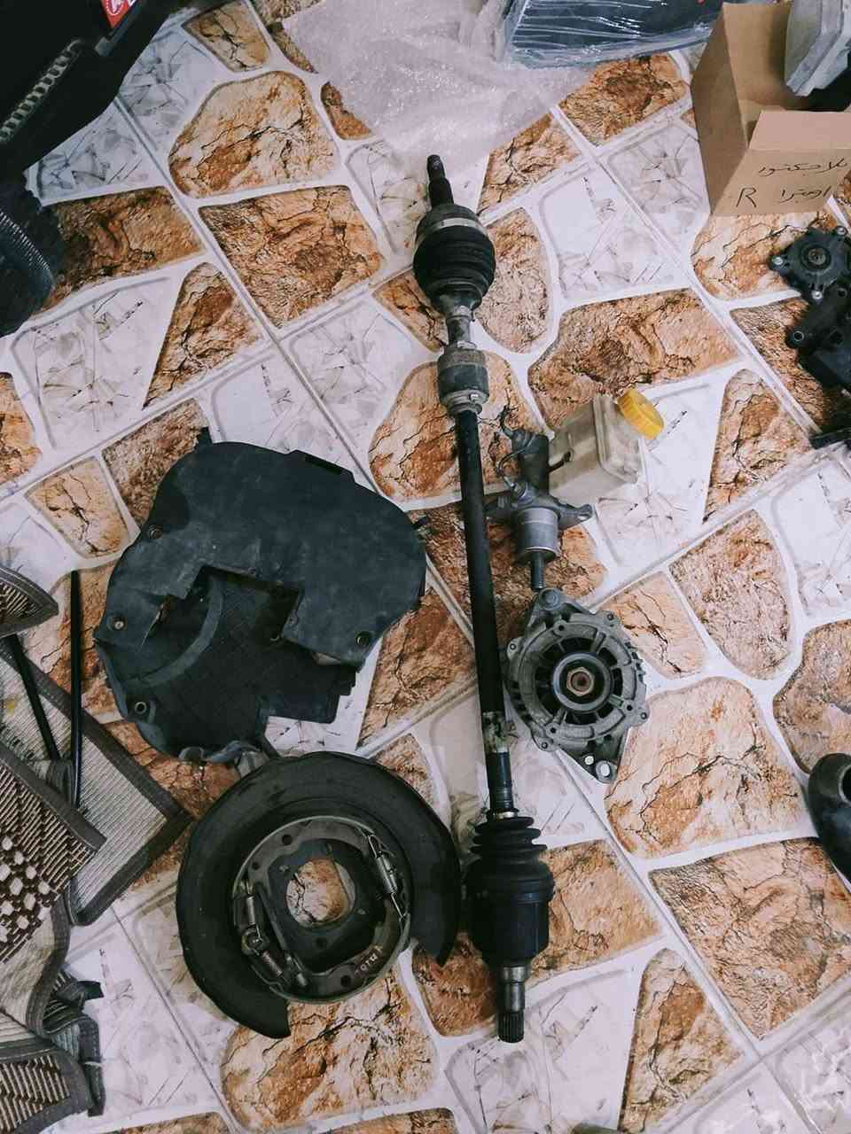 غراض لبيع لايتات عدد اثنين واتر بم اصلي جديد يدة لايت تفصيخ مرواح عدد اثنين بنزات تفصيخ .عنبار تفصيخ بك لايت بس بيه كسر ..ضاغطة .وقاعدة فيوزات..ودرايم شفت جاين راديتر..باور..يدة باب جهت اليمين خلفي ستتم‏ ترايش بوب داخلي غلاف بلاستك محرك  ‪***********‬ ...‏‪***********‬‏...مكان بغداد الدورة
