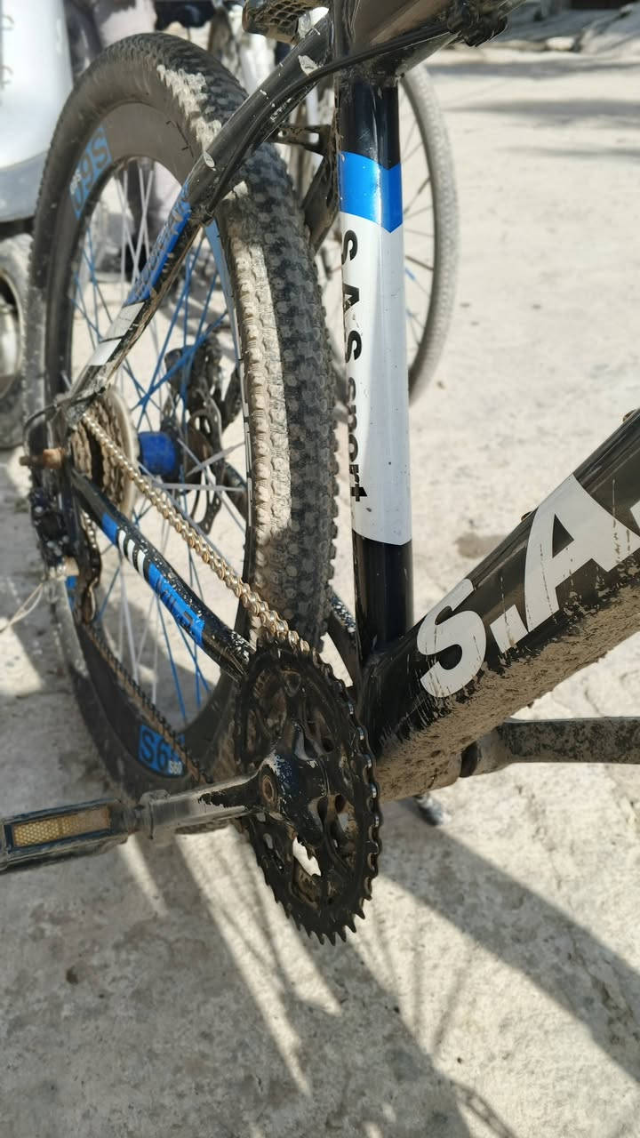 للبيع//دراجه جبلي حجم 26//نضافه فول //
سعر//70// شراي دزلي خاص


**إذا كنت صاحب هذا الإعلان وتريد حذفه لأي سبب، رجاءا أرسل رسالة إلى الدعم الفني**