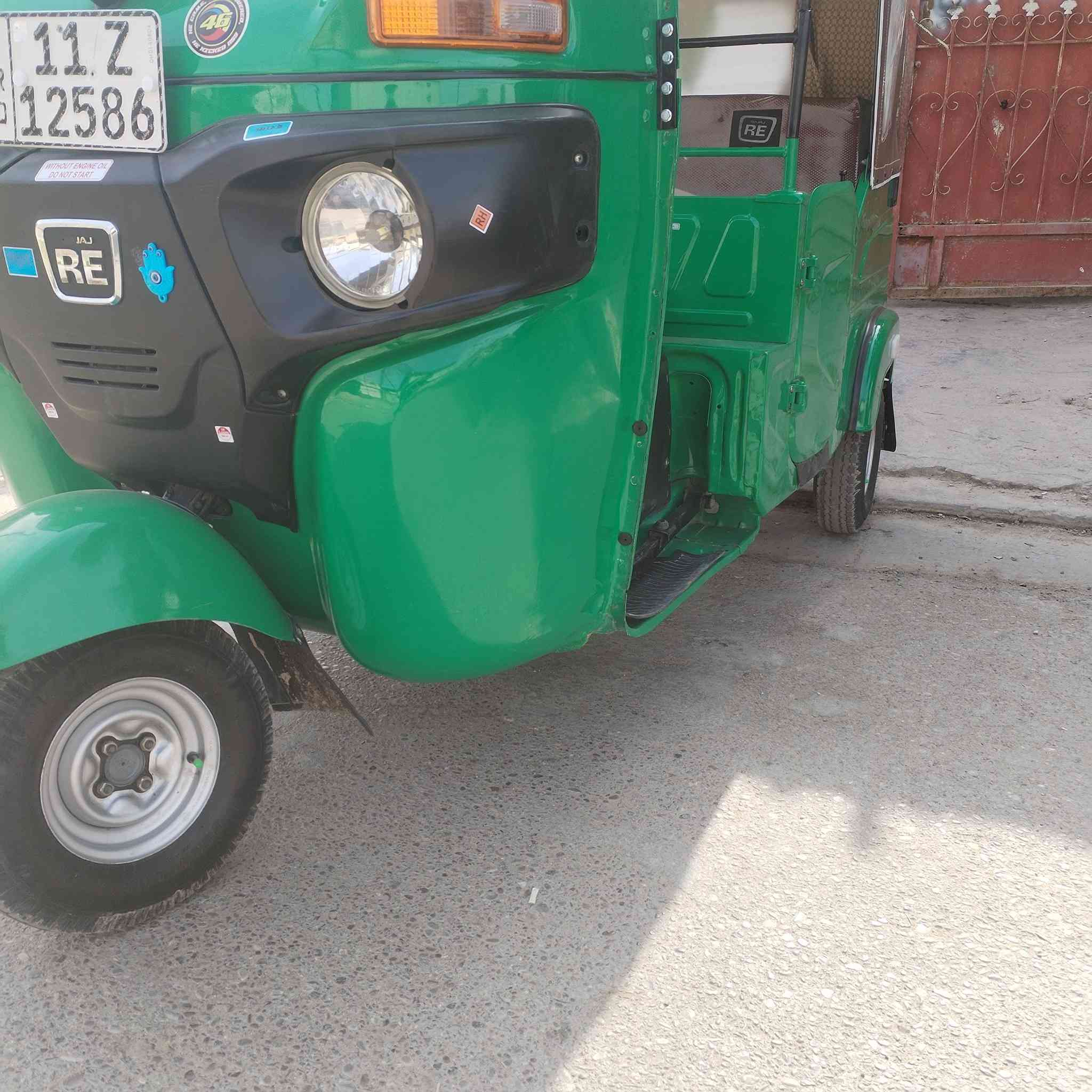 سلام عليكم تكتك 22 شهر 11 رقم ونسونيه انكليزي تحويل ثاني يوم 
تكتك كفاله عامه بس تكمه بيه والبقيه كله مكفول كشر ومكينه 
تخم تاير دوشمه. زيرو كهربائيات كله شغاله ترايه زيرو 
مكان كفائات العبيدي رقم 📱 ***********
