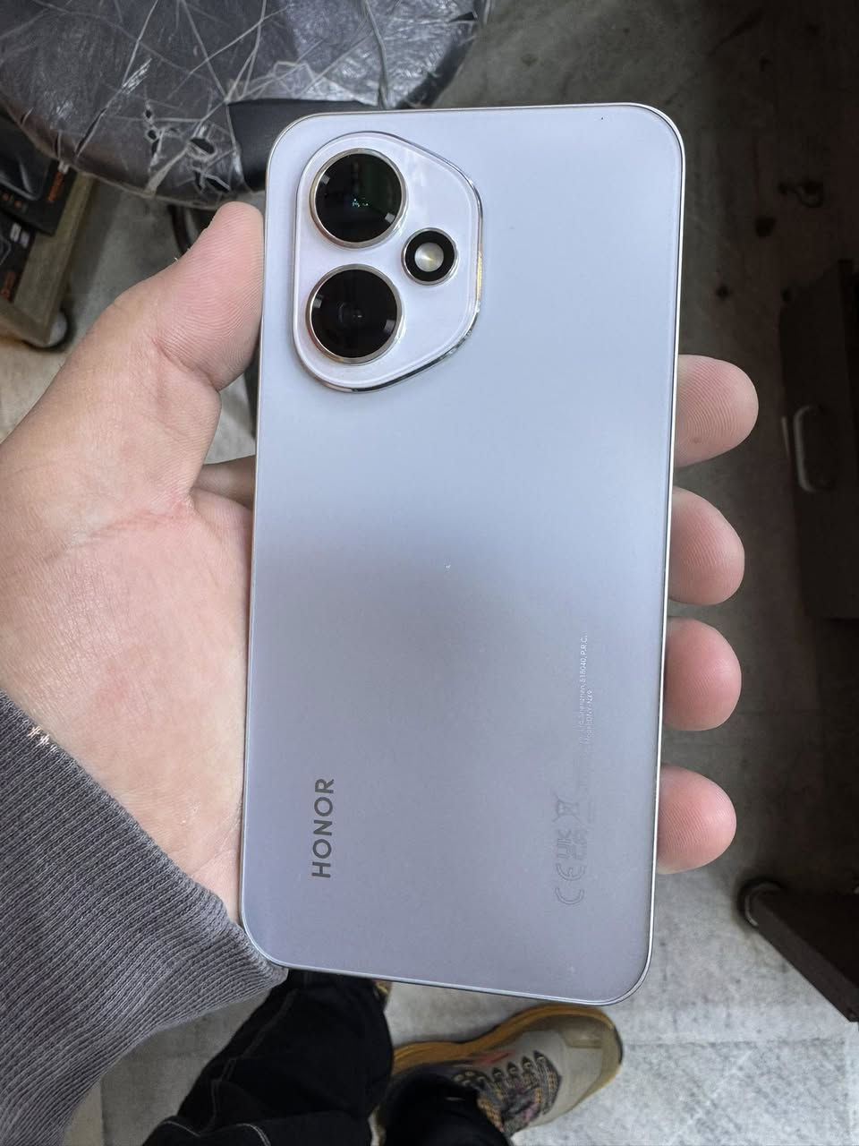 هونر 400 5G ذاكره 512 عشوائية 12 استخدام اقل الشهر الشاحنة مالته ممفتوحه
كاتونته وغراضه كامله لونه فضي 

مكاني شارع فلسطين

***********

السعر 375 الف قفل
