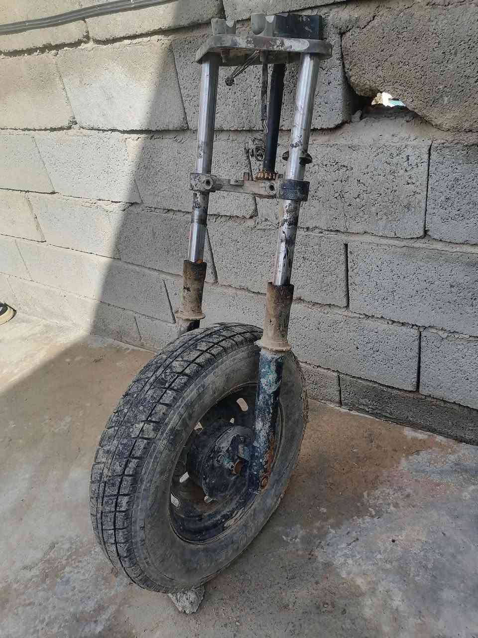 السلام عليكم ورحمة الله وبركاته صدر كامل مال داي وان دبلات شغالة والويل مابي اي ملعب كلش نضيف السعر ٥٠ وبيها مجال العنوان بعقوبة المفرق للإستفسار الاتصال ع هذا الرقم ***********
