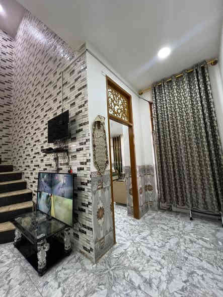 سلام عليكم 
بيت للبيع ٢٠٠متر طابو زراعي سند 25تحويل مباشر 
حله شارع الغسل 
طابقين ٤غرف نوم 
سعر ٩٧
***********
