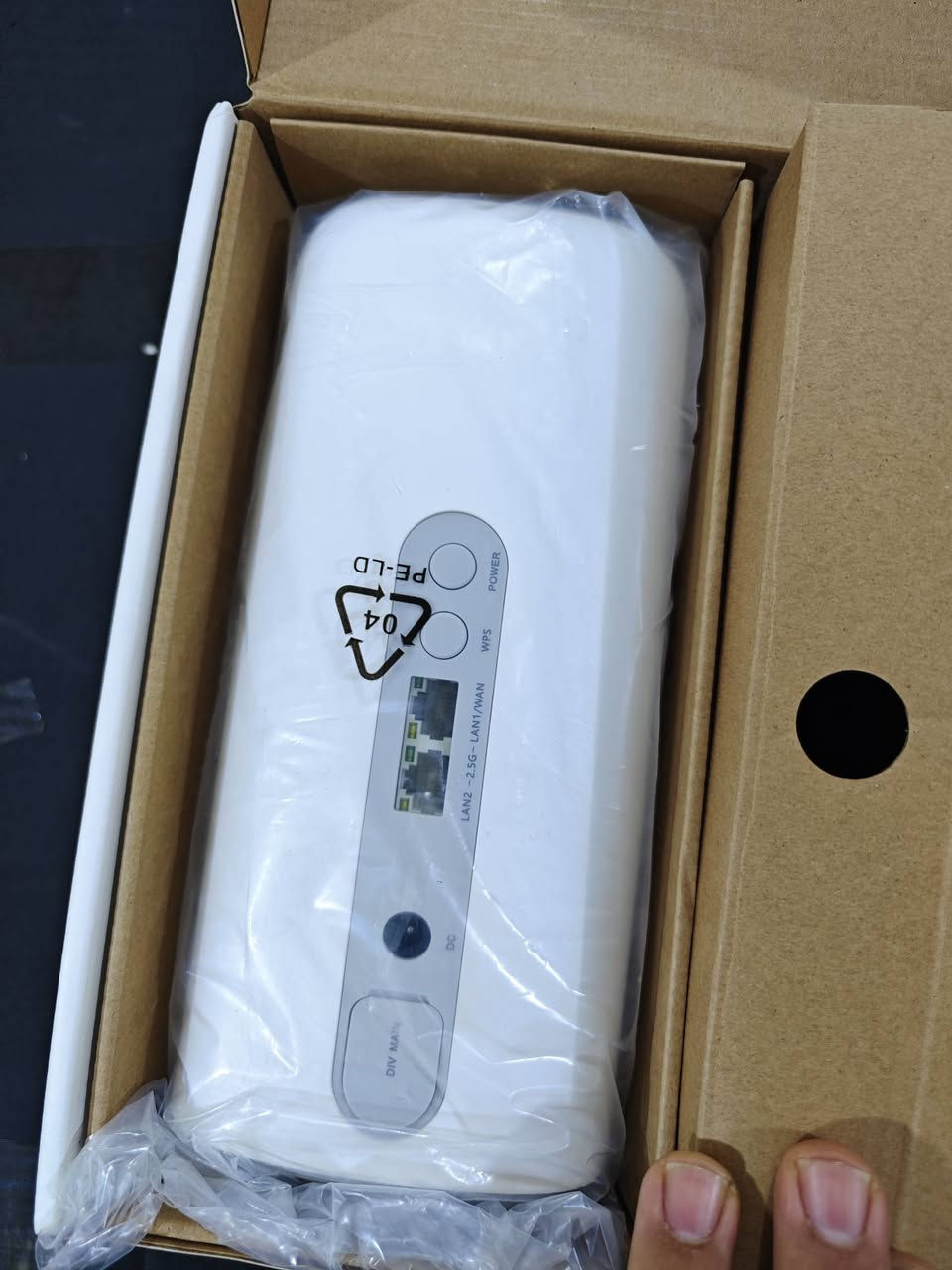 ٢٠٠ الف
***********
اخوان هذه السعر اقل من نصف سعره بالسوك شوف سعره بالمواقع قبل لا تكول هواي سعره
