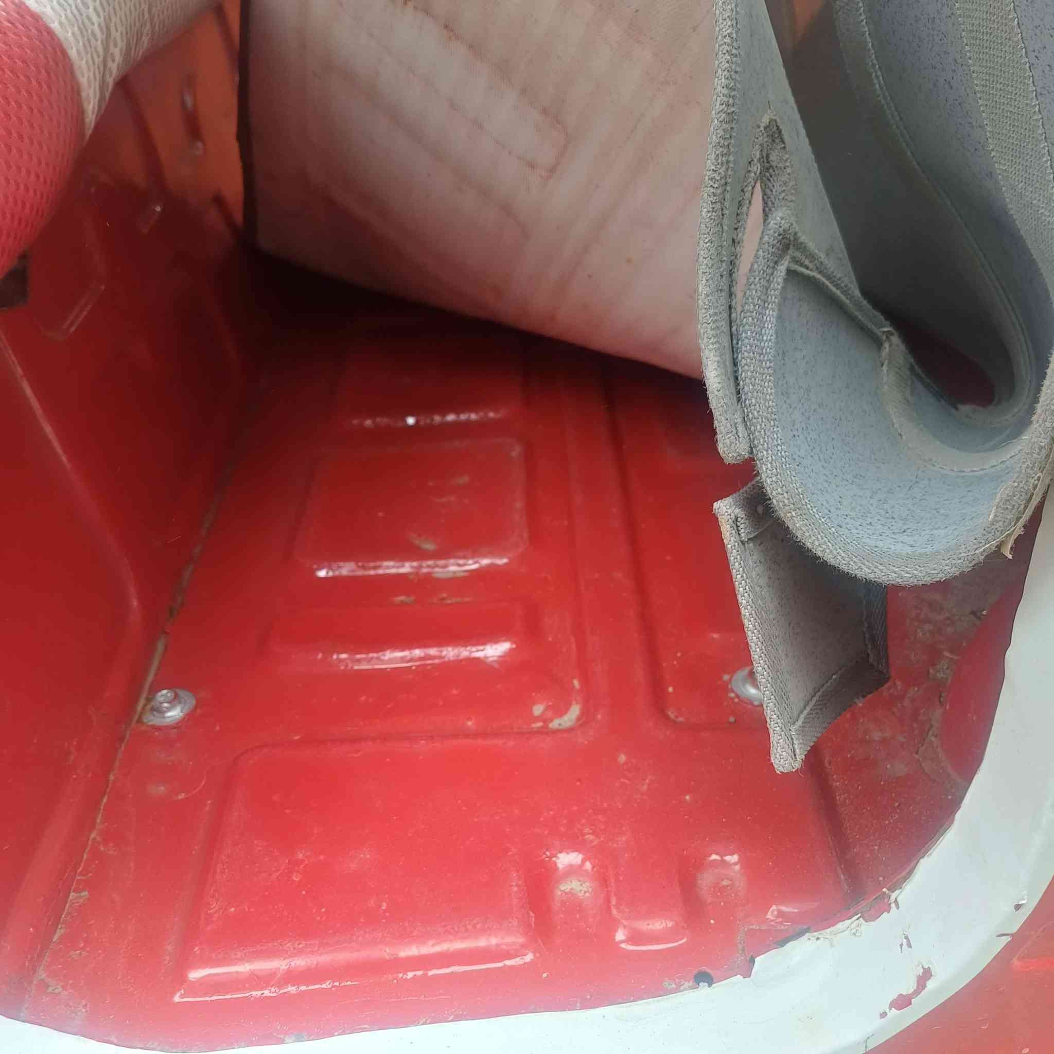 تكتك ١٨ تكتك مدوشمه سفريات كامله اكسن جديد دارمشفتتات جدد تعمير جديد تخم تايرات  محرك تجفيت شركه ب5 و600 بيها مجال   تكتك نصبته حلوه ليتات زنونن كل نقص مابيها تكتك احلا من صوره
مكان بغداد البياع 0776519067


**إذا كنت صاحب هذا الإعلان وتريد حذفه لأي سبب، رجاءا أرسل رسالة إلى الدعم الفني**