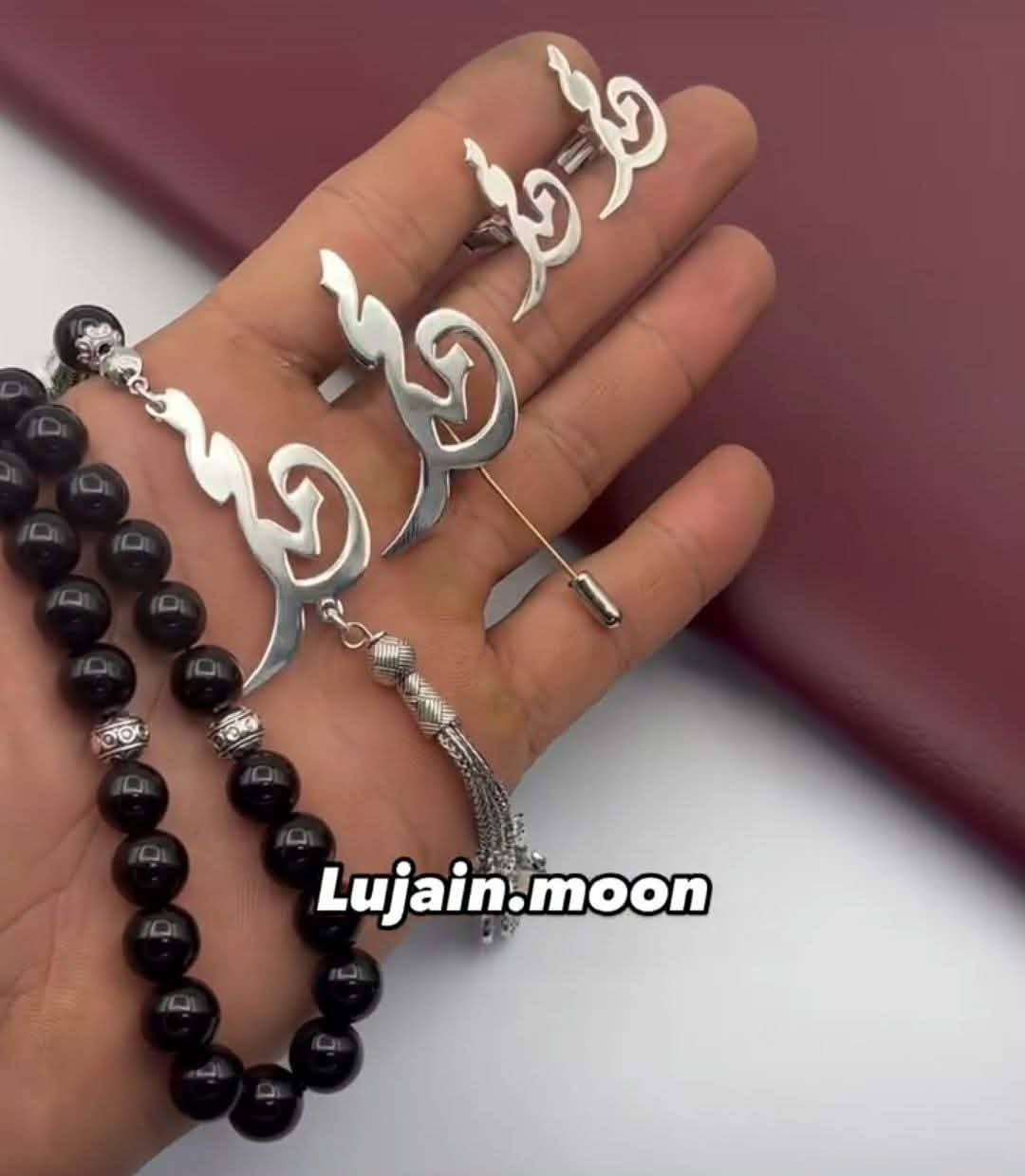 ❤هديا عيد الام وعيد الفطر ❤ 

 ( واتساب للحجز‏ *********** ‏))

صياغة حسب الطلب (#ميدالية_بروش_طفال_اسماء_حسب_الطلب_بروش_سبحهالنقش_على_حسب_الطلب🦋❤️
فضةً عيار (925)💍✅

كما يوجد طلاء ذهب عيار ٢٤

زورو موقع المحل
مجوهرات وفضيات علي عصام 
واسط/قضاءالحي/سوق الصاغه مقابيل الصايغ حسن هداب موجود واتساب 
***********
