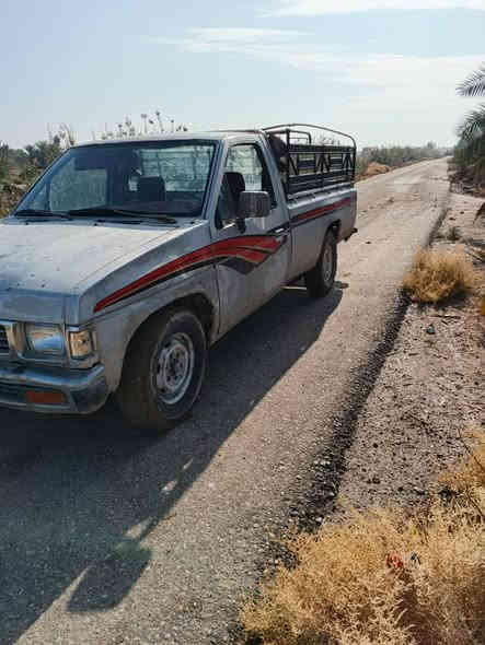 السلام عليكم نيسان 94 تك قماره
خمسه جنكال السعر 25 العنوان السماوه رقم الهاتف 
***********
