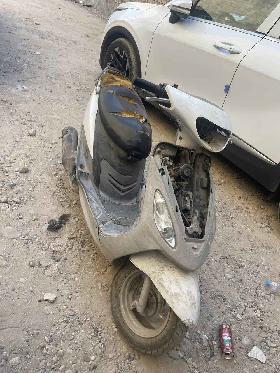 للبيع طافيه250 وبيه مجال ***********
