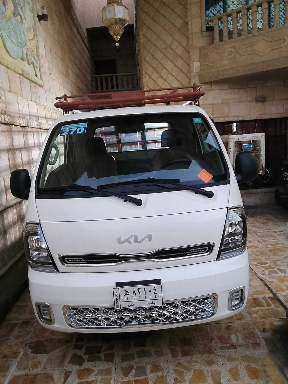 السلام عليكم كيا فحل للبيع موديل 24 محور 14 سياره ماشيه 50الف تاكني محور سياره جديده تحويل مباشر مكفوله كفاله عامه عنوان بغداد رقم الهاتف ***********السعر 192 وبيه مجال
