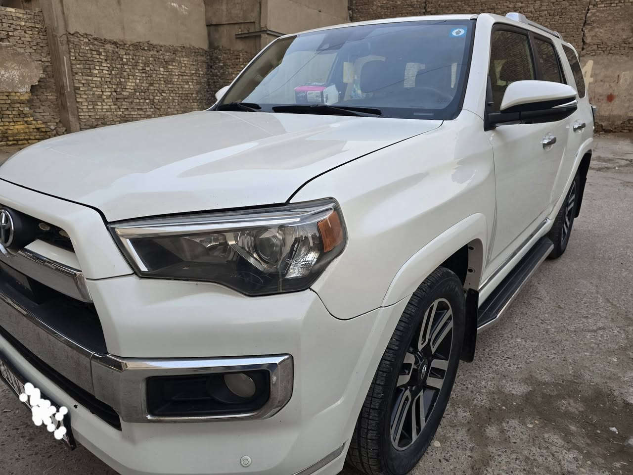 السلام عليكم للبيع او مراوس بعالي تويوتا فور رنر موديل ٢٠٢٠ وارد امريكي حادثها بس جاملغ امامي مبدل السياره لمتد فول مواصفات يعني ٧ راكب بصمه ابواب وتشغيل فتحه بالسقف كشنات جلد كشنات كهرباء كشن سايق ميموري حساسات اماميه حساسات خلفيه رادار امامي نظام الخروج عن المسار نظام ايكو شاشه اندرويد كبيره تحكم ستيرن كل الجهات شاشه اعطال مرايات كهرباء كامره خلفيه دواره كامره اماميه وبعد بيها رايدها ٢٩٥ الشراي يتصل واي استفسار هذا رقمي ***********
