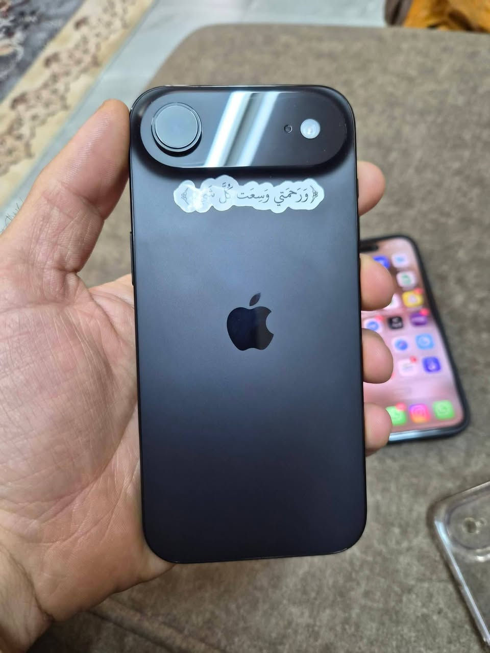 ايفون 17 اير  ماستر نظافه 💯 بطاريه 💯
ذاكرته 256
للبيع فقط مكاني بغداد 
***********
الجهاز مستخدم كلش قليلي غراضه كامه ممفتوحه
