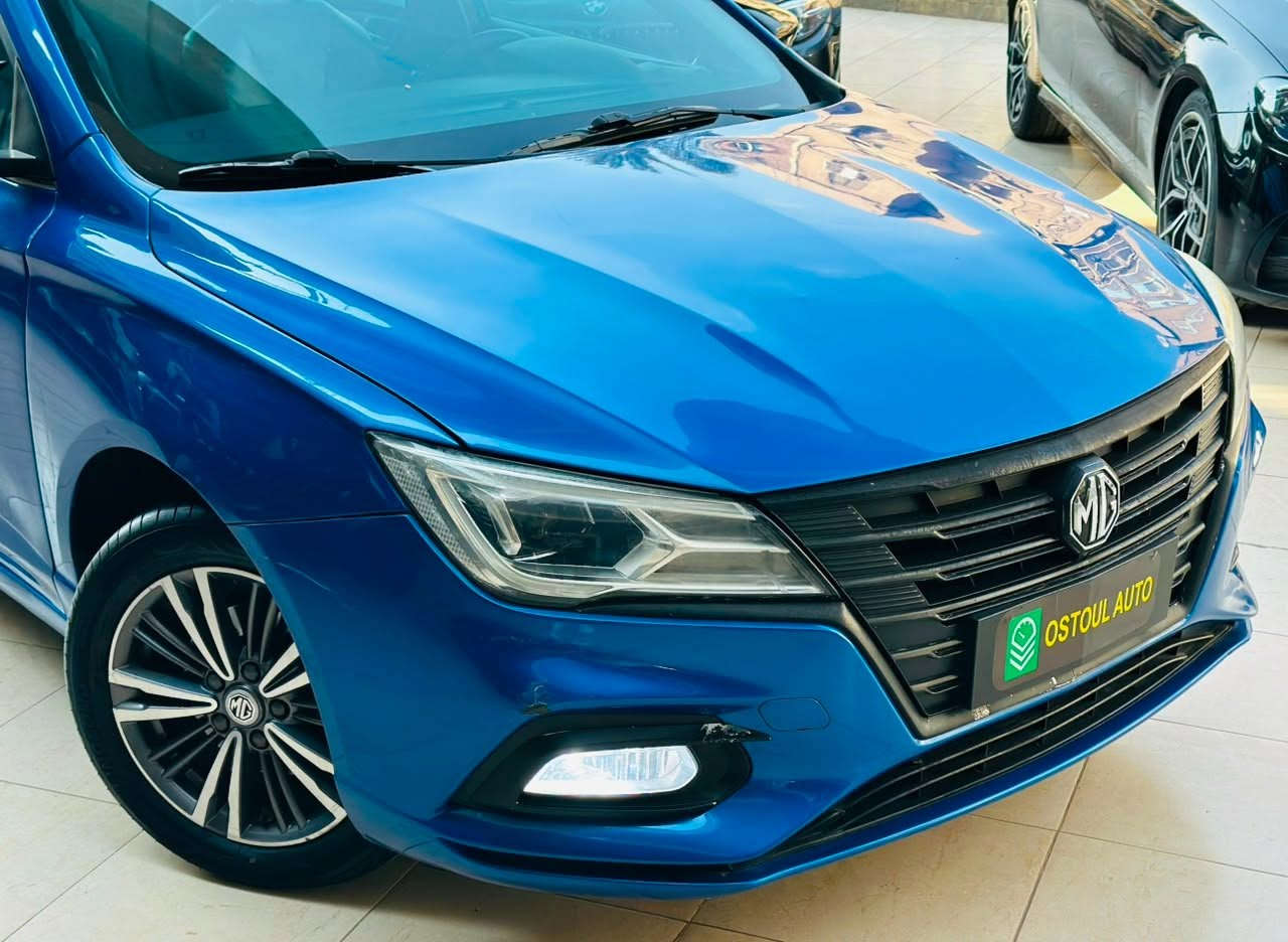 MG 5 
موديل 2021 
اعلي فئه لاكشيري 
رشه بره معادا السقف والشنطه 
عداد 120 الف 
رخصه سنتين
متاح كاش وتقسيط
للتفاصيل والتواصل:
📞 01095491666
أ/ مريم القاهرة, مصر


**إذا كنت صاحب هذا الإعلان وتريد حذفه لأي سبب، رجاءا أرسل رسالة إلى الدعم الفني**
