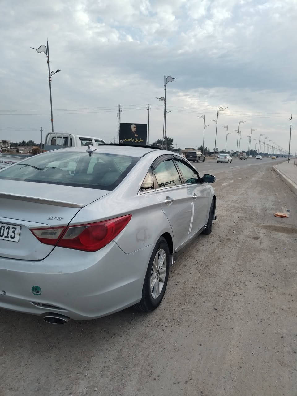 السلام عليكم
سوناتا 2012 وارد امريكي للبيع 🚗

_ رقم بغداد الدولي وشرط التحويل 

فول موصفات:-
_ محرك 2000 تيربو ✈️
_ فتحه سقف
_ بصمة تشغيل+ ابواب
_ شفتات استرين
_ تحكمات استرين
_ دبل كزوز 
_ شاشه +كامره  بلادي
_ كشنات جلد مطعم بمخمل بلادي
_ يدات نيكل 
_ كرسي السائق كهرباء
_ سستم صوت+دمام Dimension بلادي
_ مانع انزلاق
_ نظام ABC
_ نظام يكو ECO
_ مثبت سرعه
_السياره بعد بيه مواصفات التيربو معروف تجي فول/فول

ملاحظه:- السياره ليبل واحد بيه 3 قطع صبغ مبينات بالصور + بارد  وسونار موجود بالمشور

_ السعر 110💲 وبيه مجال شي بسيط

_ مكان السياره واسط /ناحية الشحيمية 🏡

_ السياره جاهزه مابيه اي نقص اقره التفاصيل وسونار يمك واخابرني

_ الاستفسار *********** 📞
