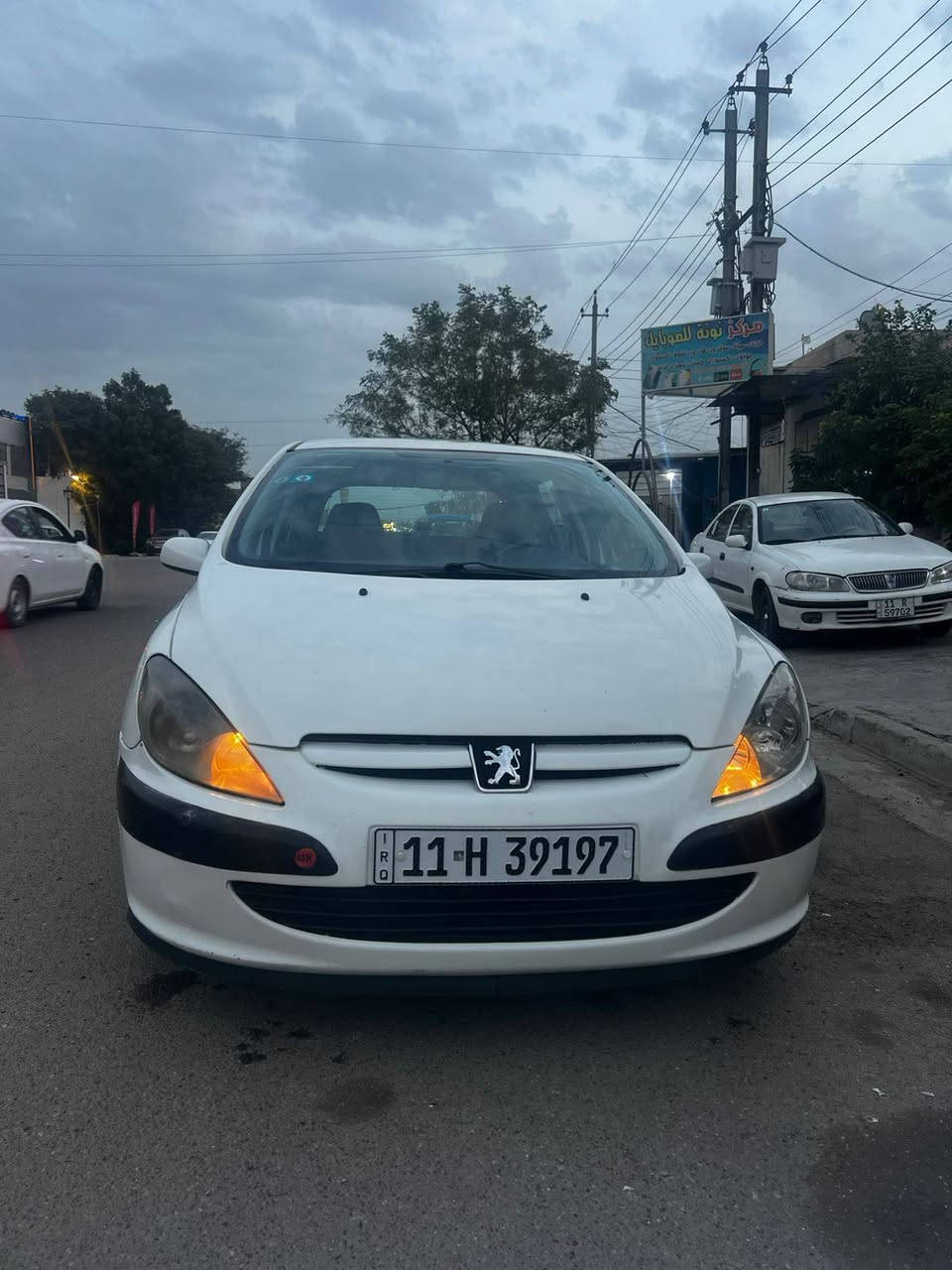 السلام عليكم
بيجو 307
رقم بغداد الدولي سنوية لغاية 2030
كير مكينة جيدة جدا 
تدفئة تبريد تمام 
صدر خلفي أمامي جديد 
مكفولة من الضرر والتبديل 
رش عام سبب بعض الاماكن تشلع الصبغ 
كهربائيات جيدة جدا 
مابيهه نواقص 
السيارة مثل الصور واحلى 
العنوان بغداد حي العامل 
***********
