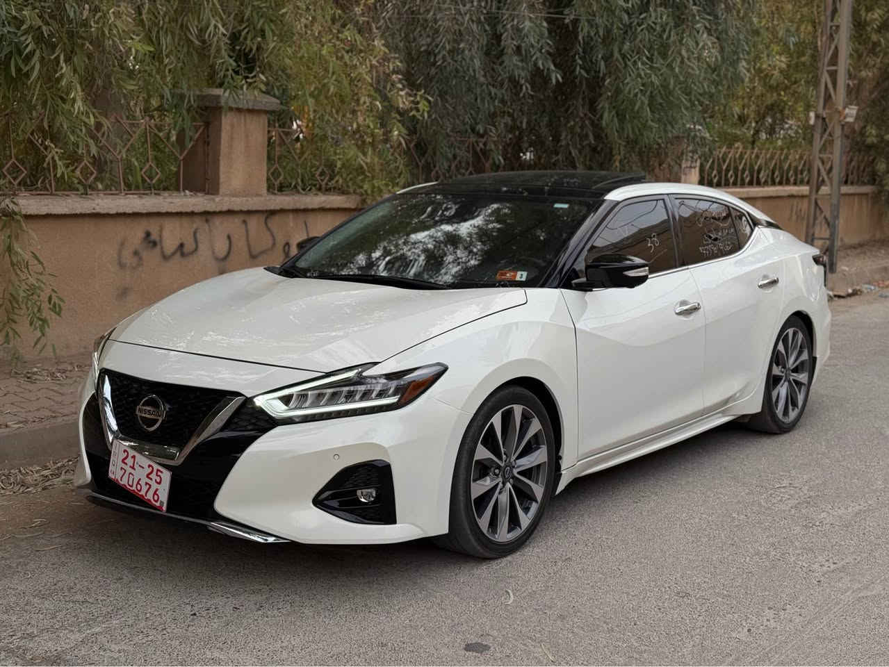 نيسان ماكزيما 
موديل ٢٠٢٣
مواصفات پلاتينيوم 
سيارةكة كاتية كاتي نةشكاوة
٣ بارجة بوياغة بونيت و دو جاملغ پيش 
ايرباك سوكان تةقيوة سيستةم كراوة 
٤٥ هةزار روشتوة 
سعر ١٦٦$
موبايل 
***********
*********** كركوك, العراق
