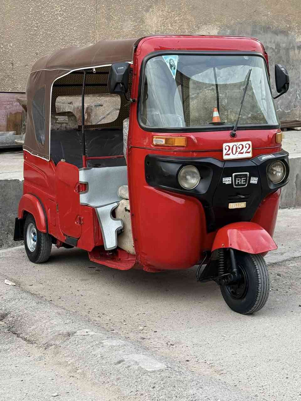 سلام عليكم تكتك موديل 22 شهر ١٠ رقم نكليزي السعر ٧٦٥٠ تصال ***********مستعجل عليهه مكان مدينه الصدر
