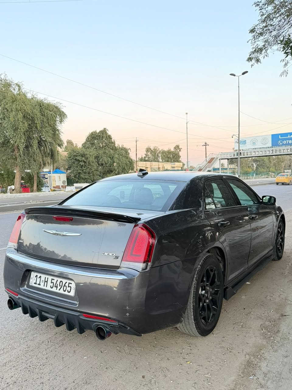 السلام عليكم اوباما2018  فور ويل  سياره فول مواصفات بانوراما كشنات حضن تدفئه تبريد   اربع بوب سماعات اشاير مري ردار جانبي بجم عريض  ترحيب كلاصات حار بارد تخم تاير كومهو اصلي حداديه كلها جديده حساسات خلفيه اماميه  حادثها موضح بل صور خلفي بسيط  السعر175   مكانه بغداد 
الاتصال ***********
