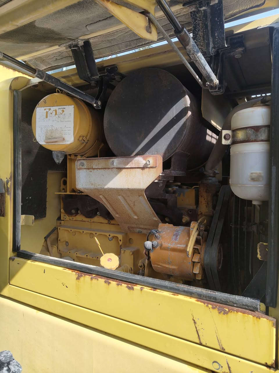 السلام عليكم شفل كامتسو للبيع حجم 100كير كهربائي تبريد بلادي مكفول من الصبغ دخول جديد. للستفسار ***********
