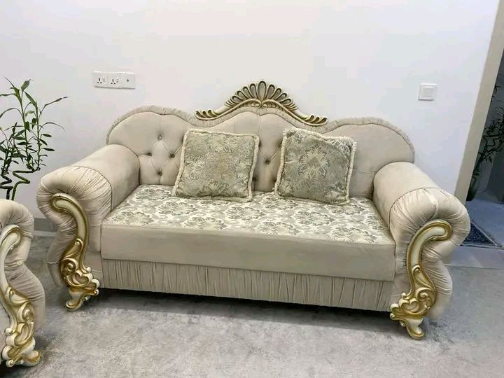 التخم تركي10نفر فول نضافه سعر475الف مكان كلار 
***********
