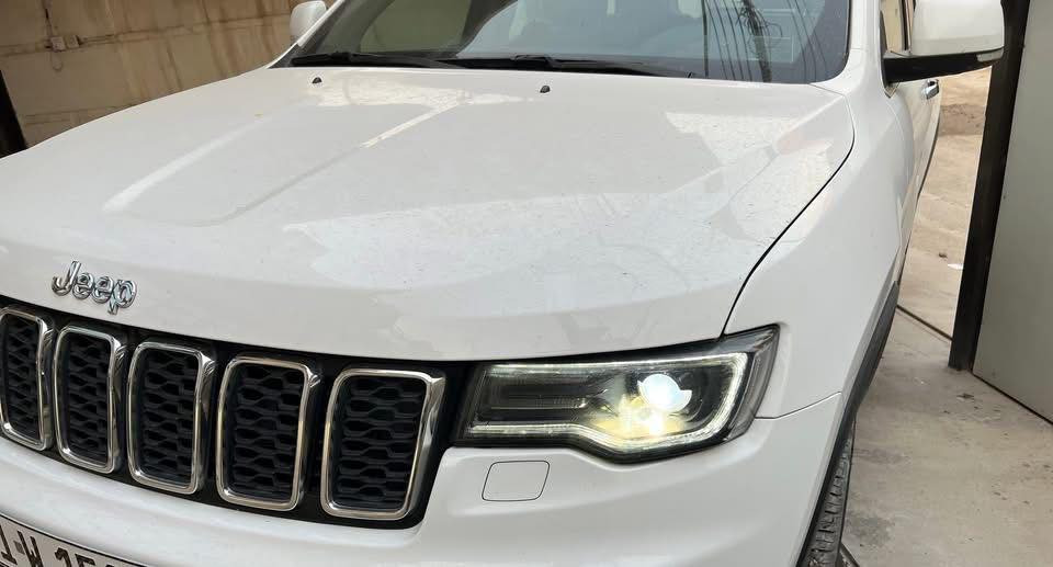 السلام عليكم
🔥للبيع – خليجي (لمتد بلص)كامل مواصفات

مكاني بغداد الحريه 

✨ موديل: 2019 خليجي

✨ فئة: Limited (لمتدد بلص)

✨ بدون أي حادث

فقط بارد جامع خلف الساىق 

✨ رقم بغداد

ماشيه٨٢ الف كيلو متر

💎 المواصفات الكاملة:

✔️ محرك 6 سلندر 3600

✔️ دبل (دفع رباعي)

✔️ فتحة سقف بانوراما

✔️ جلد فاخر وكالة

✔️ شاشة كبيرة 3 + نظام ملاحة

✔️ كاميرا خلفية + حساسات أمامي وخلفي توقف ذاتي

✔️ تشغيل بصمة (دخول وتشغيل بدون مفتاح)

✔️ ريموت ستارت (تشغيل عن بعد)

✔️ مقاعد كهرباء + تسخين مقاعد

✔️ مثبت سرعة

✔️ تخم تاير جديد

✔️ إنارة LED نهارية

✔️ نظام ثبات إلكتروني

حساسات أماميه وخلفيه 

بخاخ ماء ع المصابيح الاماميه 

مانع تصادم خلفي 

مرايه متحسسه للضوء العالي

🚗 السيارة استخدام شخصي، نظافة عالية جداً، فحص كامل.

🔥 ما تحتاج صرف نهائياً – عليها ادامه كامله.

💰 السعر ٢٩٠ وبيه مجال بسيط 🔥

📞 للحجز والاستفسار:

‭***********
