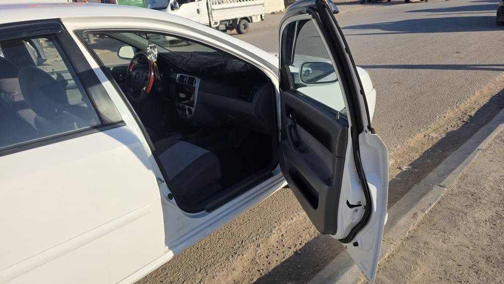 اوبترا ٢٠٠٨
بيها تبديل جاملغ تبديل اصلي وبيها بارد مكانات أخرى 
التفاصيل 
*********** موصل, نينوى
