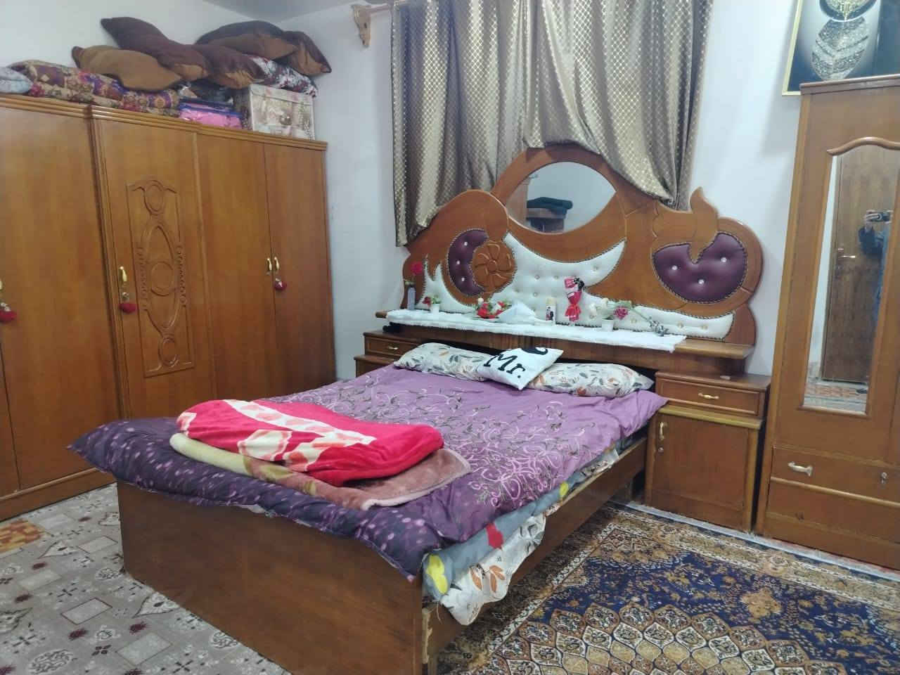 السلام عليكم غرفه ام الخمسه مكان الحله نادر ٢ سعر ٦٥٠ وبي مجال وهذه رقم ***********
