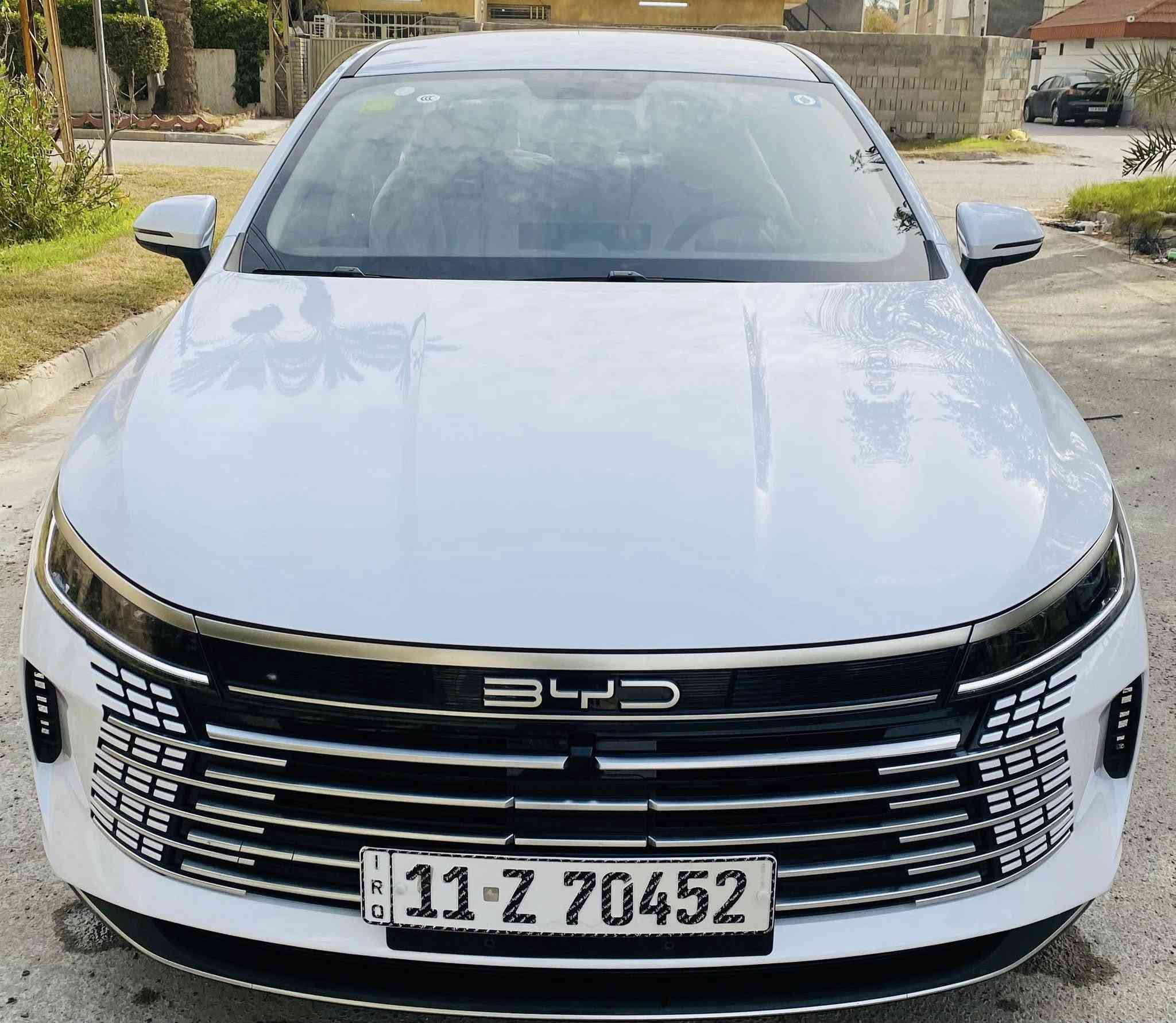 بي واي دي BYD
دستروير 2025 مكفوله 
ماشيه ٣  الف 
( مثبت لوحات بغداد )
باسمي 
بانزين + هايبرد + كهرباء 
غراضهه كامله 
شاحنه 
معالج بنجر  
ماطور هوه  
كارت  
مثلث 
المواصفات  ال BYDمعروفة 
محرك 1500c 
بصمة وكارت 
حساس خلفي 
دخول ذكي بطاقه NFC
شاشة قلاب 
بك لايت لد 
اشاره بل مري 
ويل كب 
تشغيل عن بعد 
لايت اوتو 
كروز سرعه 
جام ينزل ويصعد بل  بصمه 
كشنات جلد  ابيض رياضي 
ستيرن رياضي 
لايت زنون 
كير ماوس 
ايرباك عدد ١٢
نضام قياده 
قطعتين تبريد 
كامره خلفيه 
حساس  ظغط اطار 
هاند بريك كهرباء+اوتو هولد 

السعر  ١٣٣  ورقه بيه مجال بسيط
مكاني بغداد العامريه 
***********
