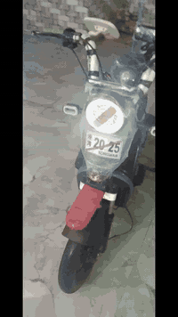 سلام عليكم  من رخصه صاحب الكروب دراجه نضيفه للبيع السعر 190قفل تواصل وياي من هاذه الرقم ***********
