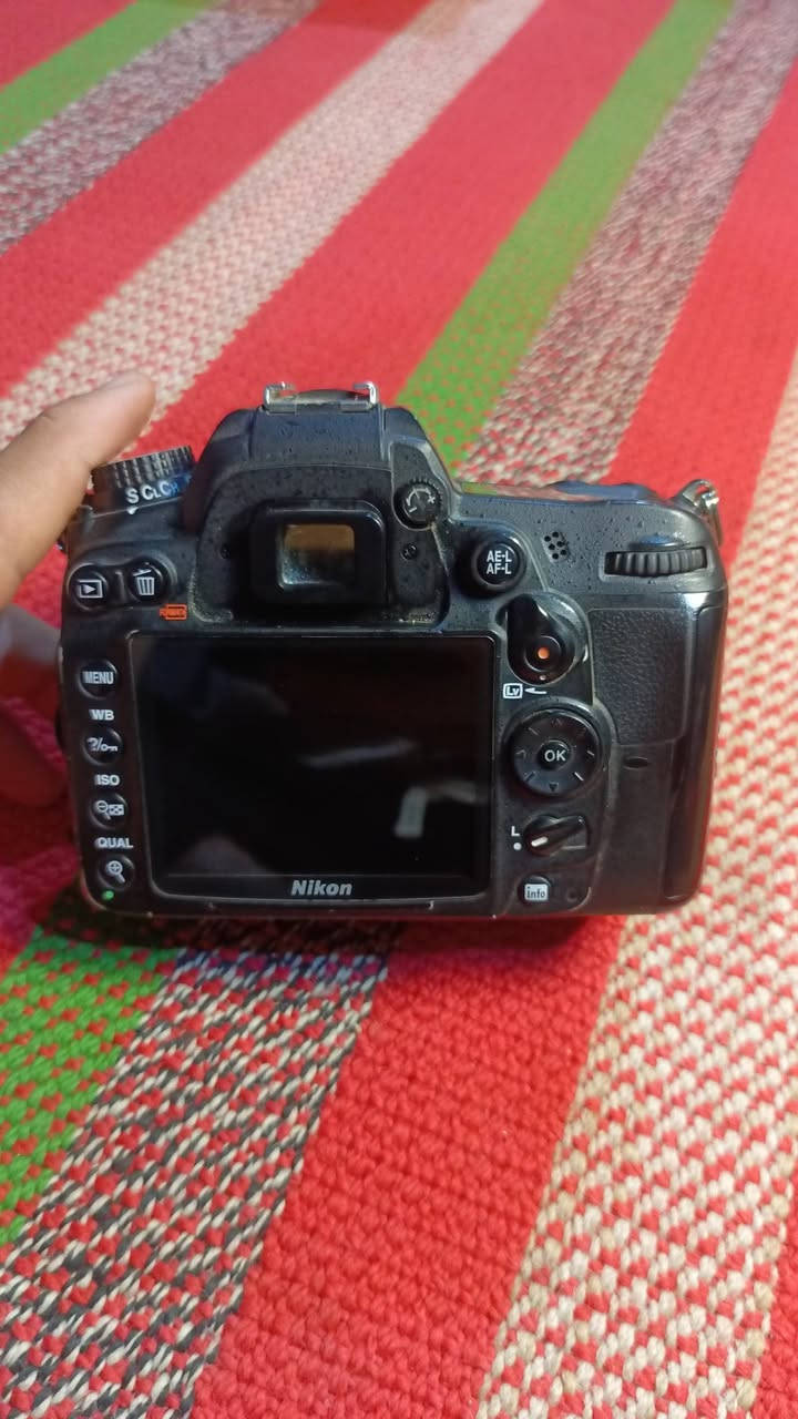 كامرا نيكون 7000 نضيفه وحلوه مال بنيه واستخدام شخصي 
ملحقاتها عدسه 18 ـ140

شاحنه الاصليه ام الفيشه شرط

بطاريه الاصليه شرط فسفوره

حزام كتف

رام 16 كيكه 

موجود توصيل 

السعر 450 الف


**إذا كنت صاحب هذا الإعلان وتريد حذفه لأي سبب، رجاءا أرسل رسالة إلى الدعم الفني**