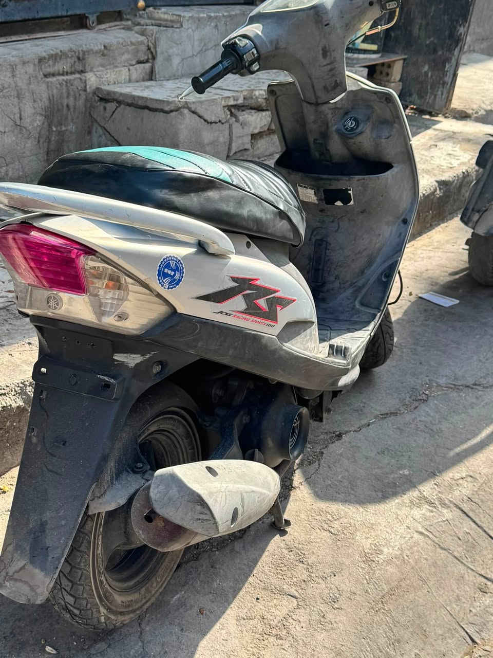 ماكس عدله للبيع النضافه ٨٠/١٠٠ نازله رمبه قبل شهرين كلشي شغال بس العداد واكف سعرها ٧٥٠ الف و بيها مجال بسيط رقمي ***********
