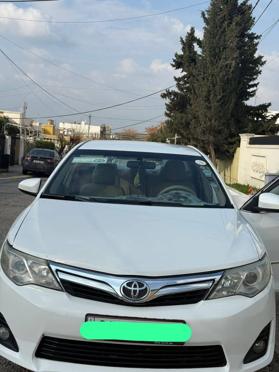 السلام عليكم للبيع كامري خليجي موديل  2012 GL بدون مواصفات 
الضرر ثلاث قطع 
ماشية 225
السعر على الهاتف ***********
العنوان أربيل
