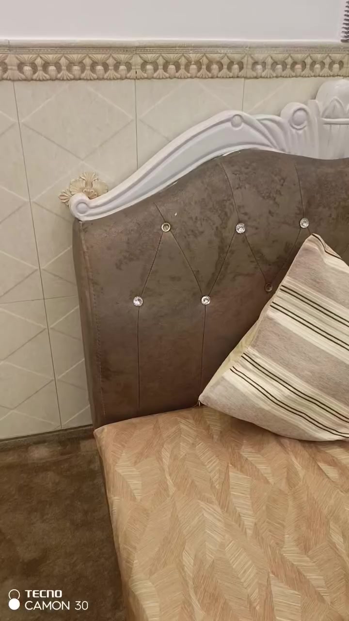 سلام عليكم ديوان  نضيف تفصال مكاني بغداد ام الكبر والغزلان ***********
