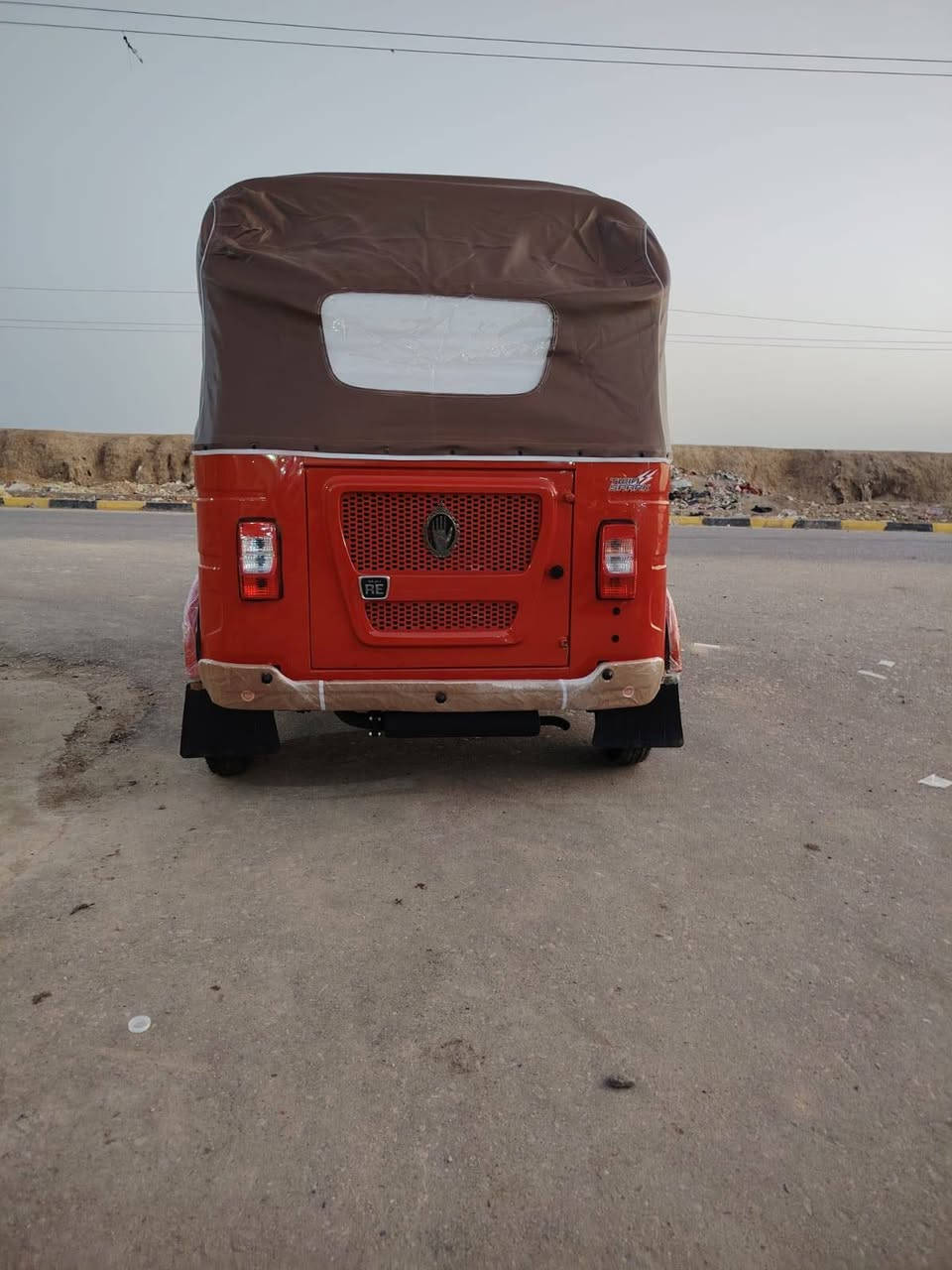 تكتك البيع موديل 24 شهر 3 كفاله عامه زيرو تكتك نضيفه فول  مكينه من تفيلس  وراق وكيله سيد وسام ابو المجر بيه معامله كامله  مكان ميسان قضا المجر  الستفسار تصل علا رقم ***********. ***********
