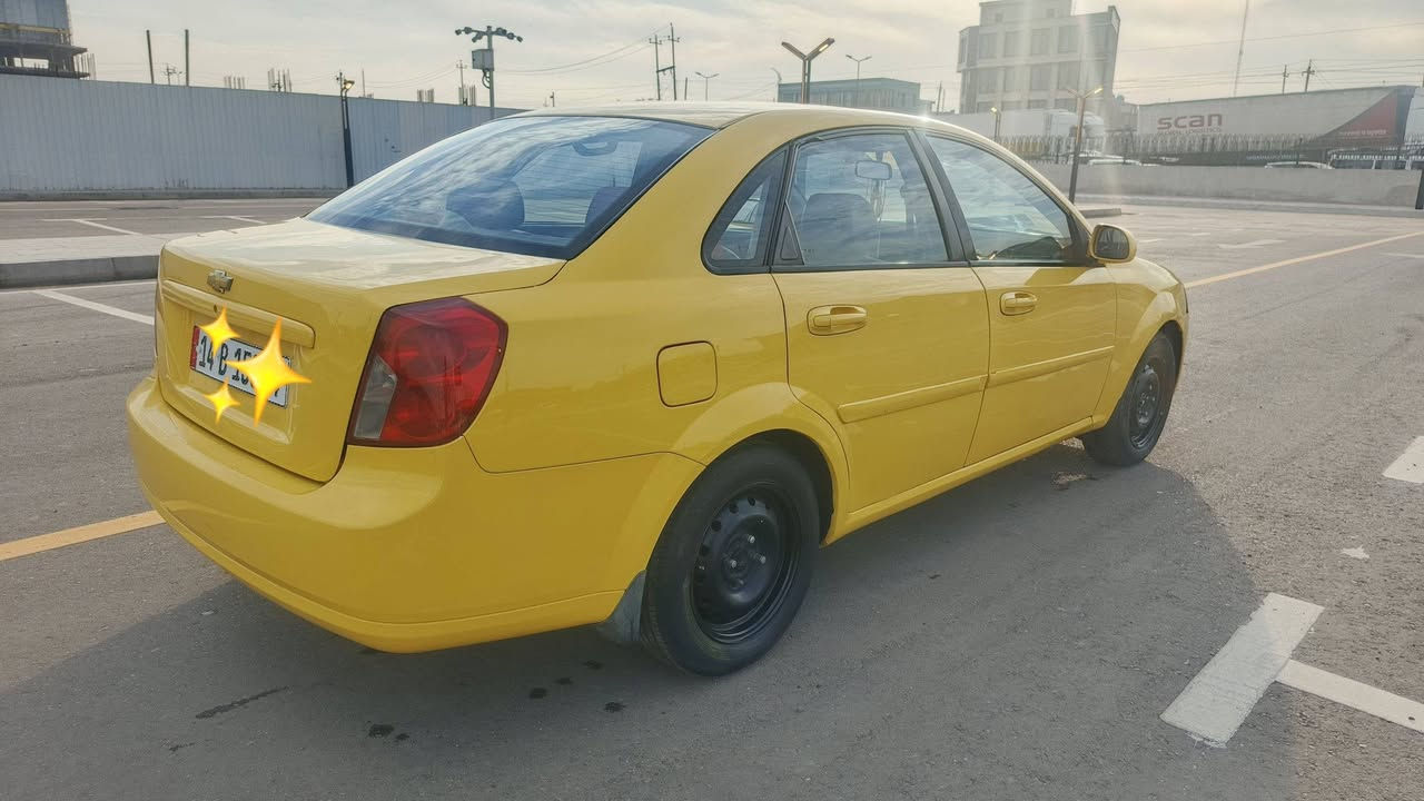 سلام عليكم ورحمة الله وبركاته
اوبترا شركه عامه ٢٠١١ رقم بصرة الدولي الجديد 
شرط التحويل... شرط التحويل
كير جديد مكينه وتبريد خير من الله 
مصبوغه عام بدون اي ضربه قويه 
مكان السياره بغداد الشعب 
***********
السعر ٦٢ وبيها مجال
