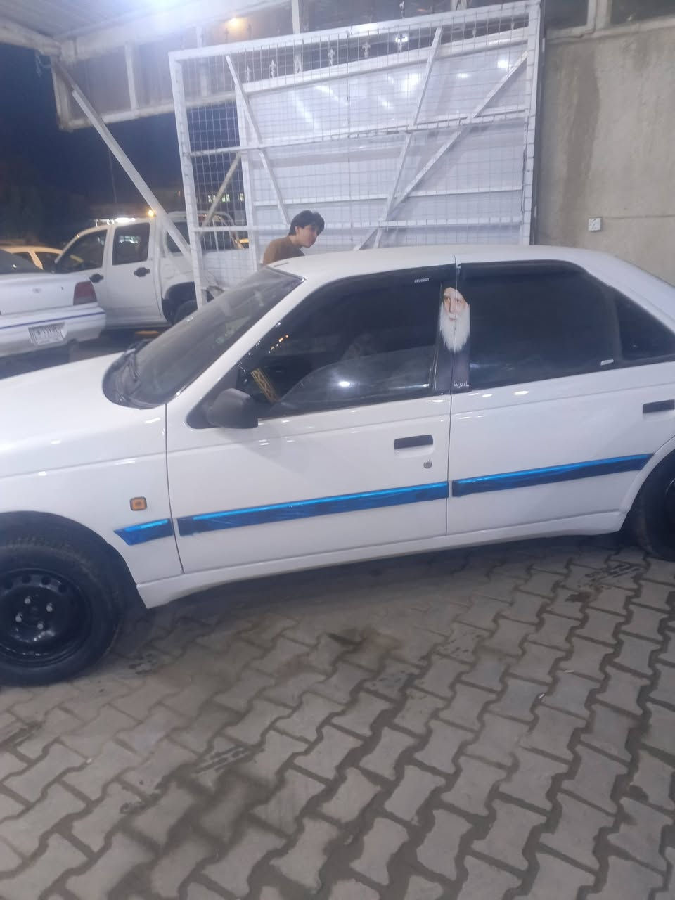 السلام عليكم سياره بيجو 405 سياره حلوه ونظيفه ماكينه بالتيس
*********** 

هذا رقم راعي 

مكانها نجف معارض 17 تموز
