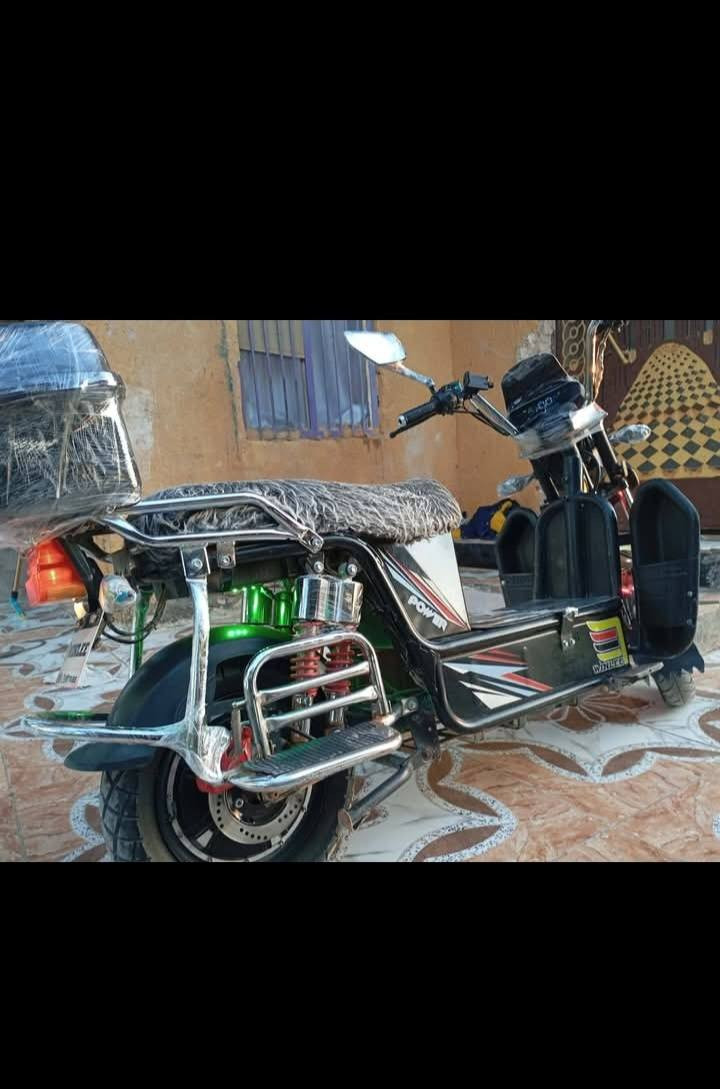 السلام عليكم يوجد ماطور هايوشه نضيف 💯 تايرات جدد
البطاريات عل فحص موديل 2023 
السعر ٤٥٠ أو مراوس ب أيراني


**إذا كنت صاحب هذا الإعلان وتريد حذفه لأي سبب، رجاءا أرسل رسالة إلى الدعم الفني**