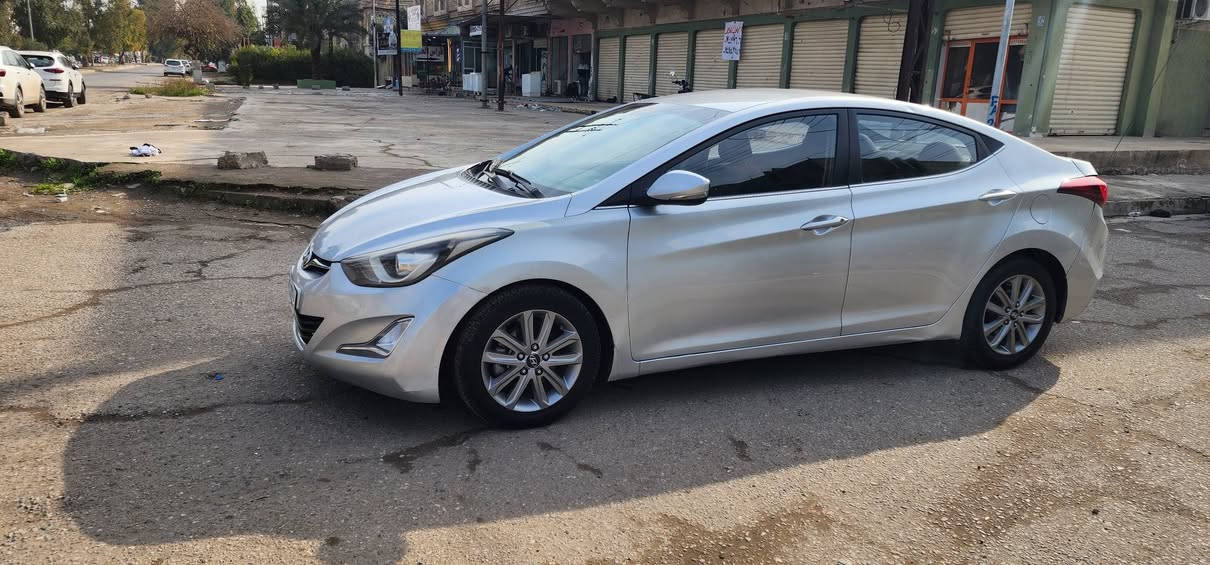 افانتي 2015 رقم اربيل سنويا ما ساقطه السياره بيها 3 قطع ونص صبغ بدون دواخل بيها مكانات بارد شي قليل شرط بجم كبس بيها كابون بانزين ورقي شغال مكينه 16 شرط التحويل السعر 95 
***********
***********
