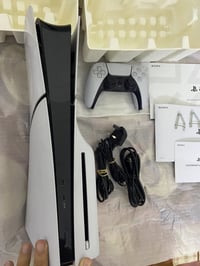 بلي فايف سلم   الجهاز حاله حال الجديد الله شاهد جدا نضيف ومكفول من كلش...