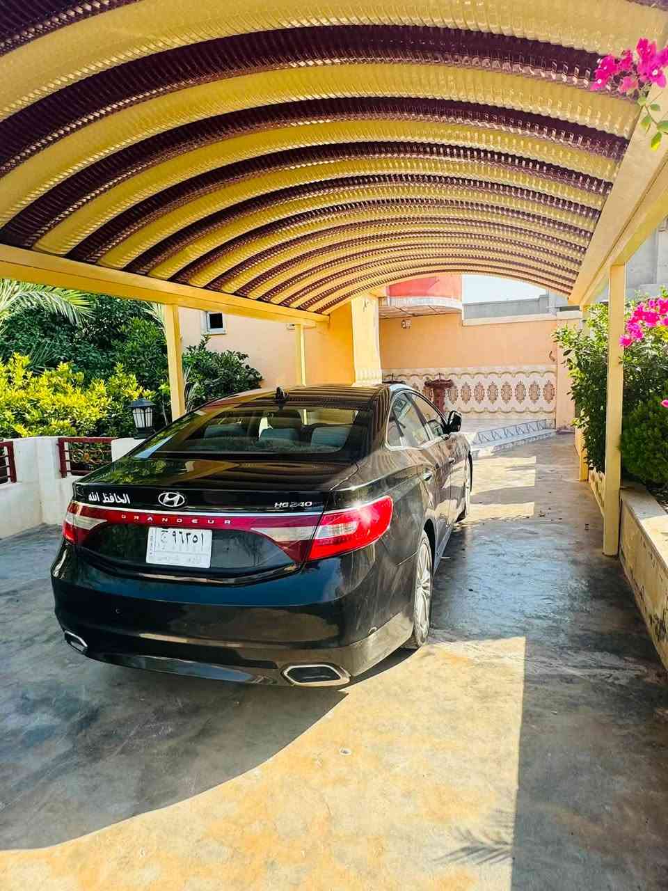 السلام عليكم سياره ازيره للبيع موديل 2017 🚗
السياره مفوله فوال ماعده بنورامه 
محرك 4
تحكمات ستيرن 
كشنات كهرب 
صدر امامي خلفي جديد
تواير جديد
المحرك مفتوح 
بيها ثلث قطع بدون دواخل 
رقم نينوئ 
سنويه لل 2027 
السياره اب اسمي شرط التحويل 
مكان السياره المرير 
السعر 135$ وبيها مجال
للتواصل ‏‪(*********** ‏)
